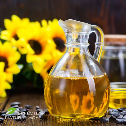 What Is Sunflower Oil - And Why Do So Many Natural Skincare Products Use It?