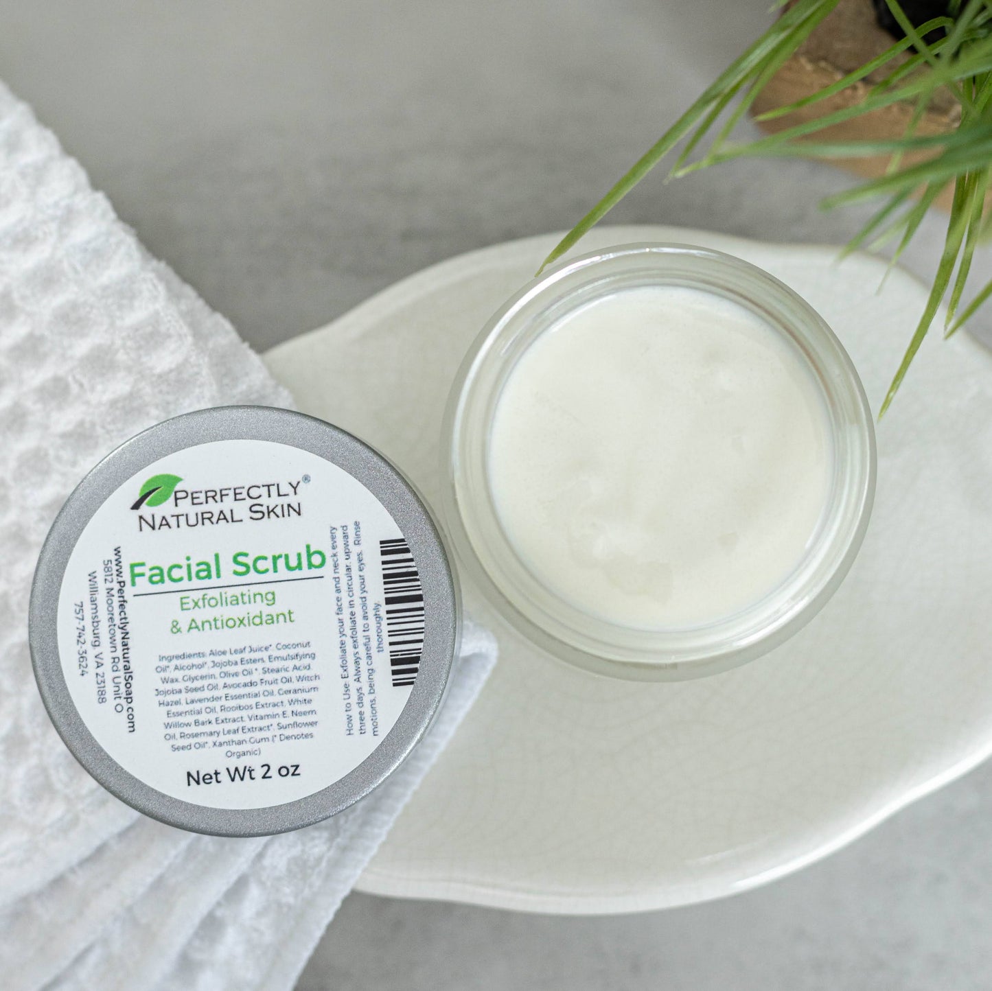 Exfoliating & Antioxidant Natural Facial Scrub, 2 oz-Facial Care-Perfectly Natural Soap